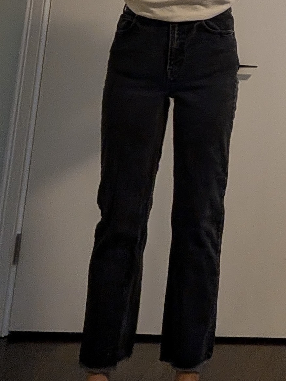 Everlane Way High Jean in Washed Black - Picture 6 of 6